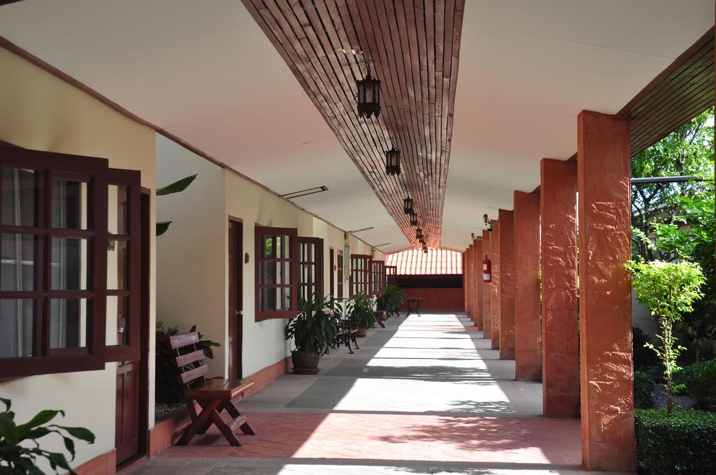 Sabai Resort Pattaya Bagian luar foto